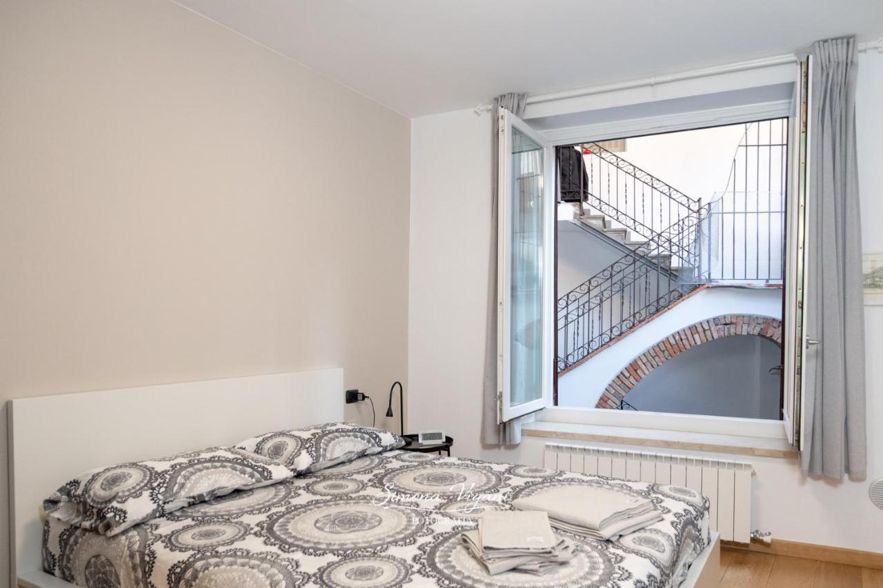 Feel At Home - Nel Cuore Di Lovere Luaran gambar