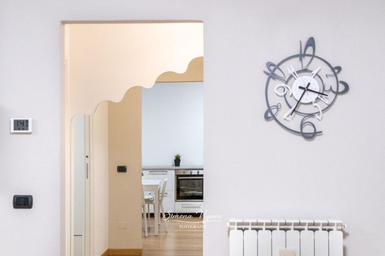 Feel At Home - Nel Cuore Di Lovere Luaran gambar